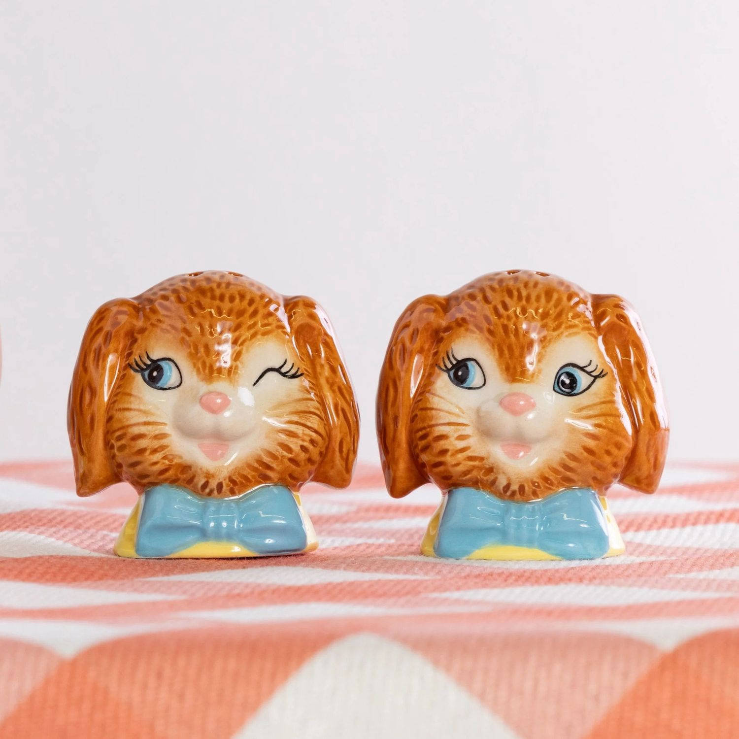 Retro Bunny Salt And Pepper Shaker Set