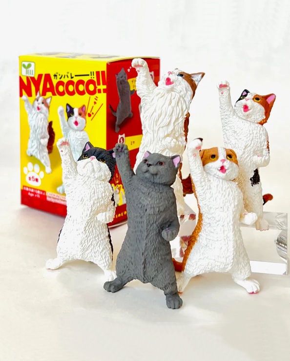 Nyaoooo!! Power Celebration Cat Blind Box
