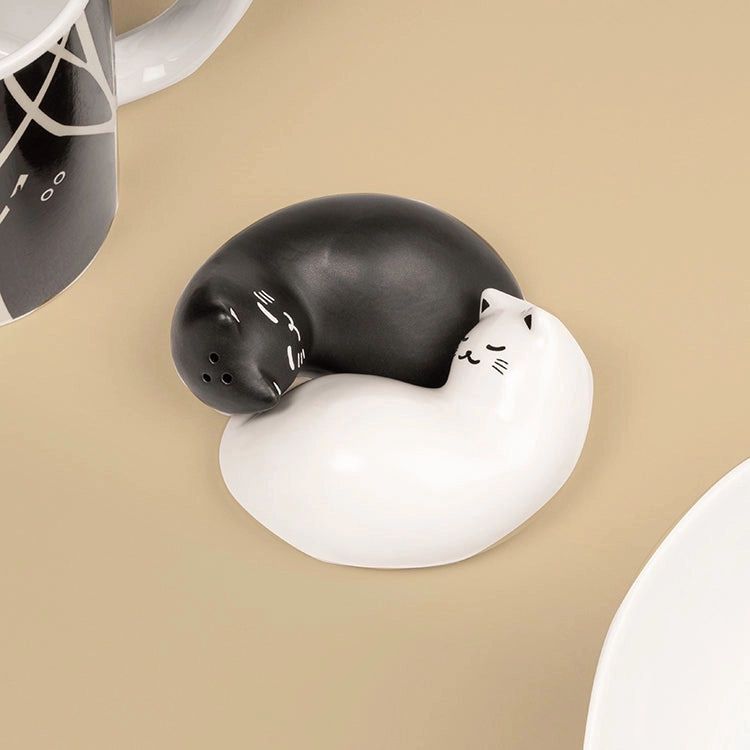 Nesting Black And White Cats Salt And Pepper Shaker Set