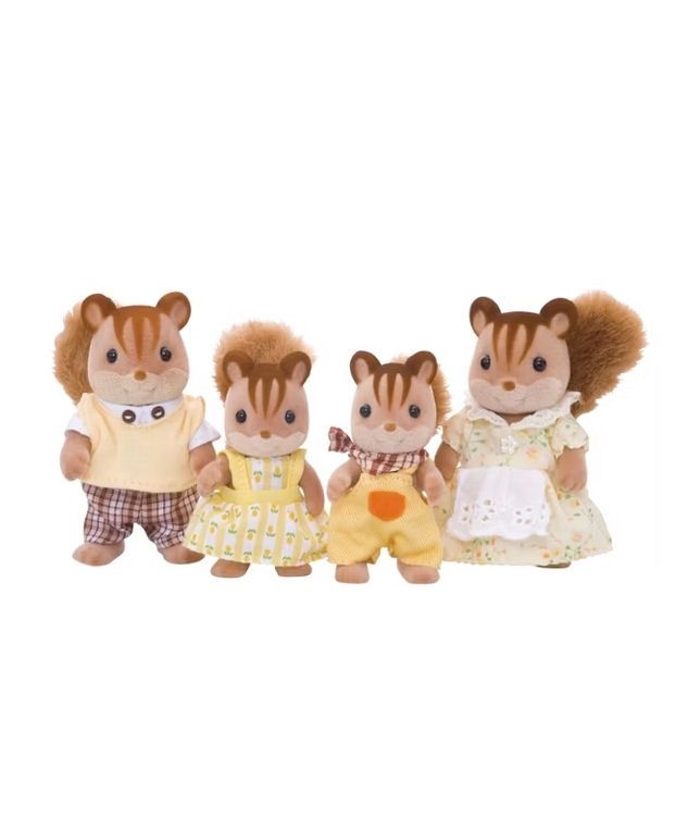 Calico Critters Walnut Squirrel Family