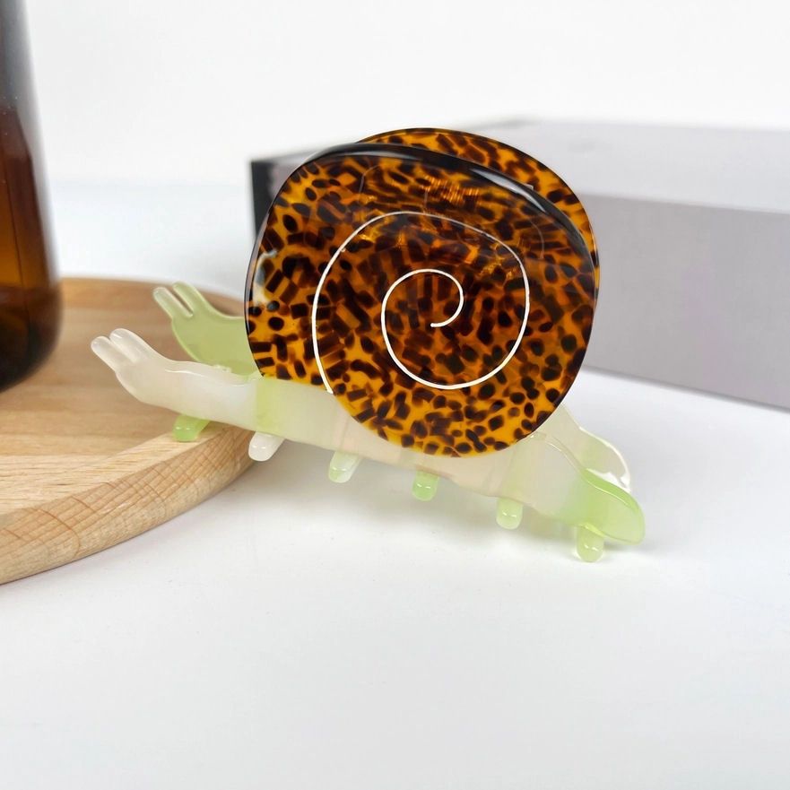 Snail Hair Claw Clip