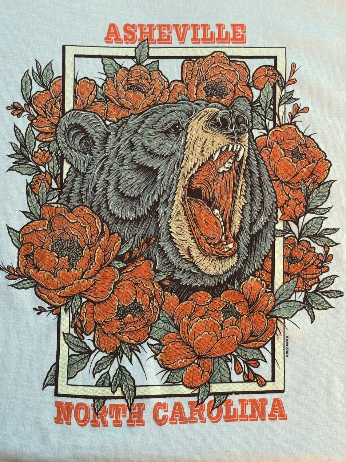 Bear And Flowers Women’s Crop Top T-Shirt