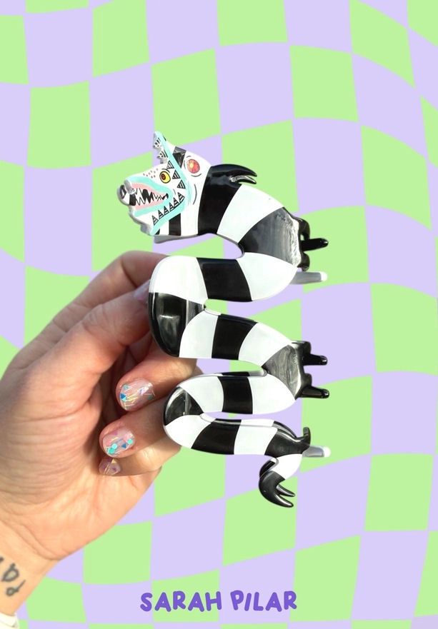 Spooky Sandworm Hair Claw Clip