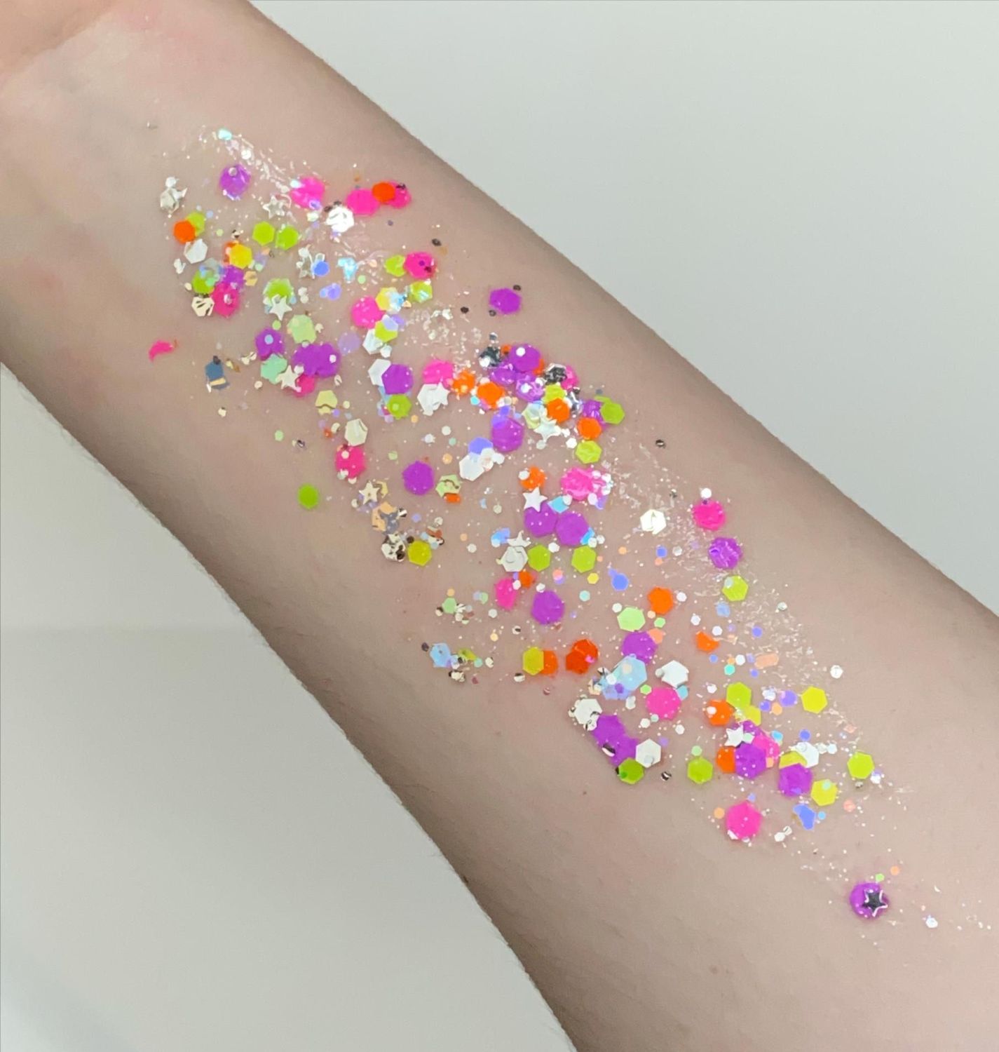 Valley Girl Pixie Paint Body Glitter