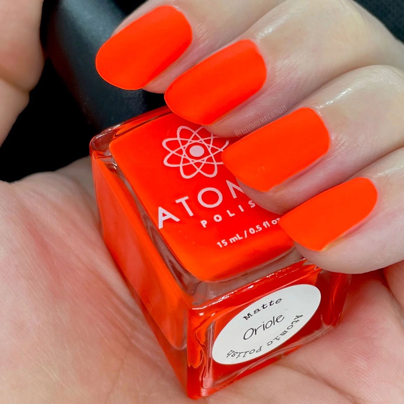 Oriole Nail Polish