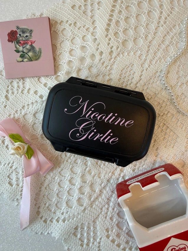 Nicotine Girlie Pill Case