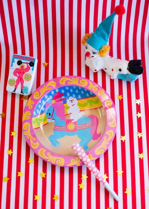Dog And Pony Show Metal Ashtray