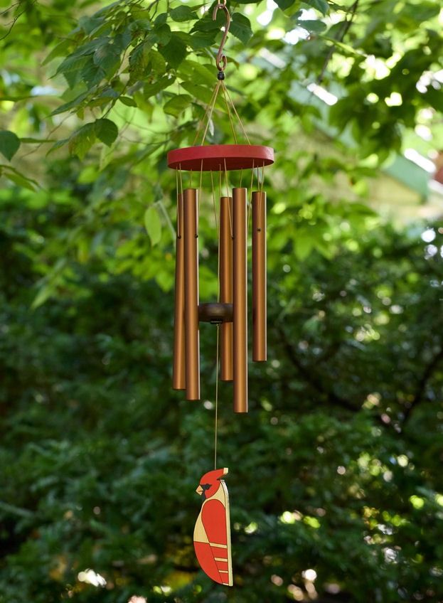 Cardinal Avian Echoes Chime 36"