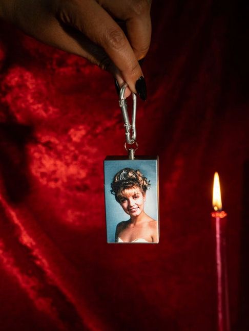 Laura Palmer Twin Peaks Ashtray Keychain