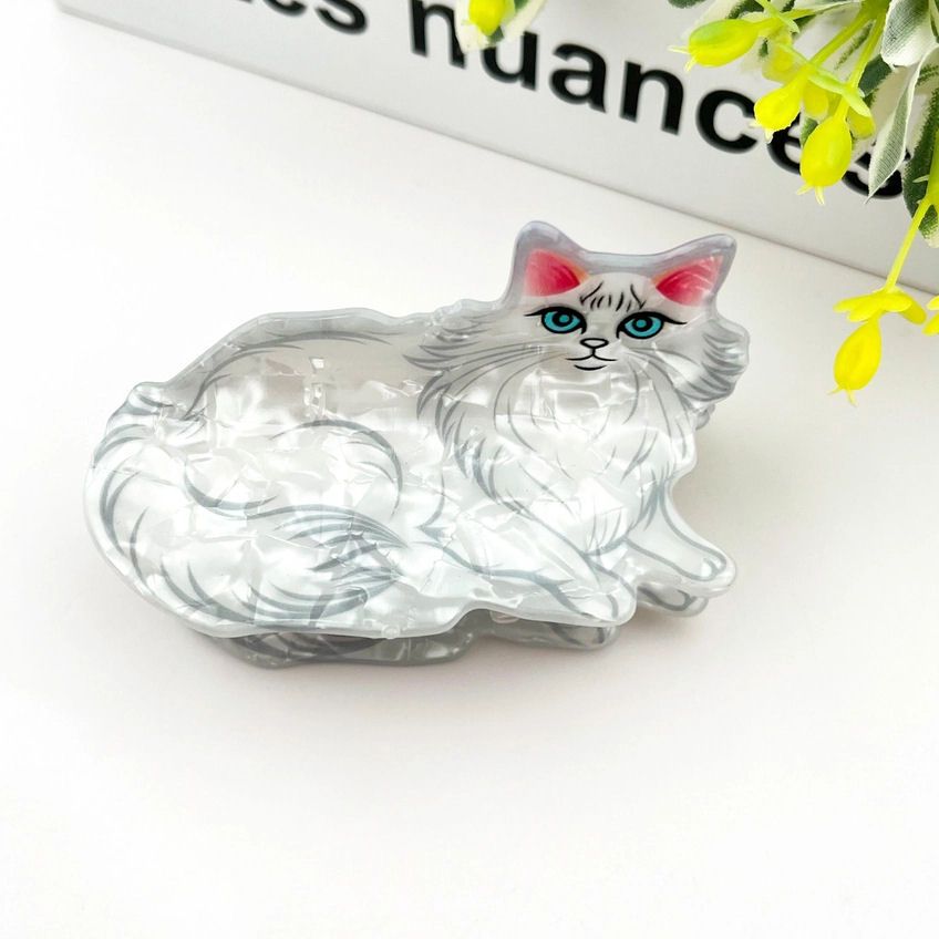 Elegant White Cat Hair Clip