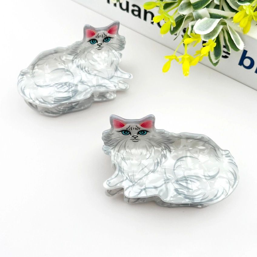 Elegant White Cat Hair Clip