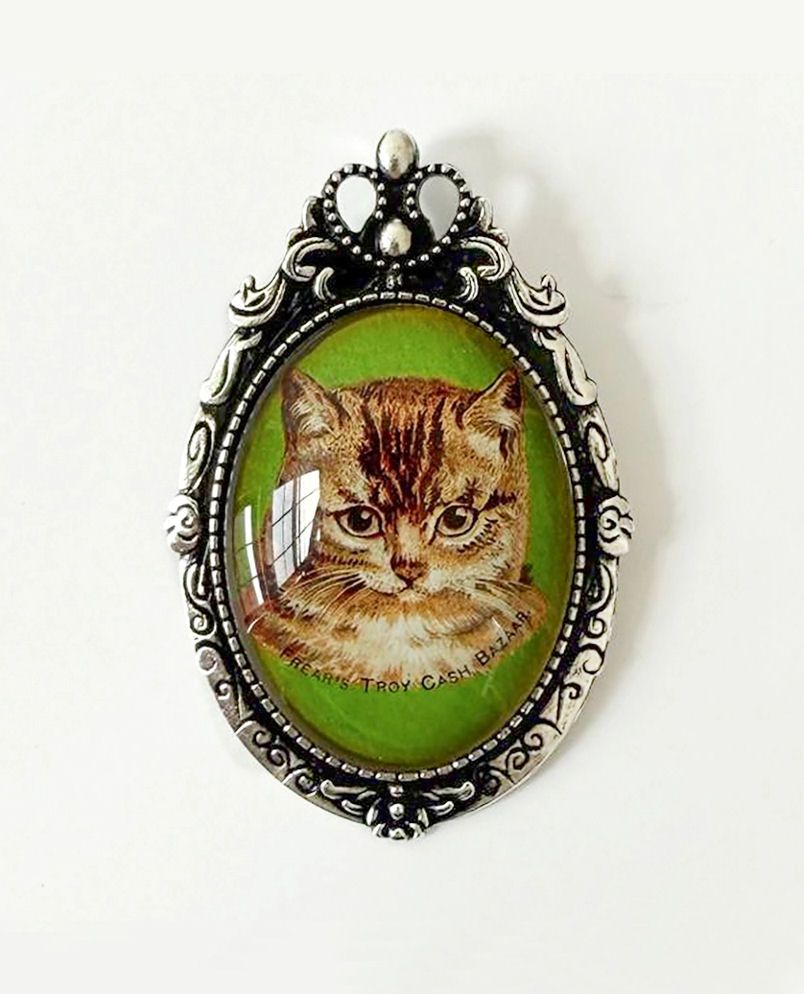 Victorian Tabby Cat Green Brooch
