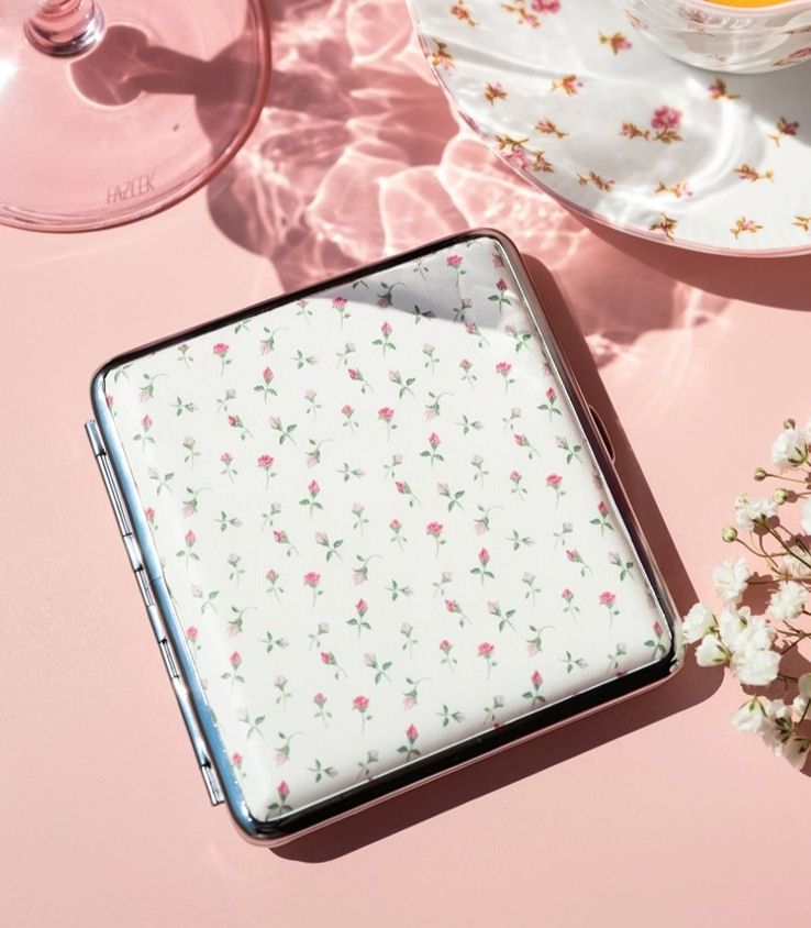 Rosette Cigarette Case