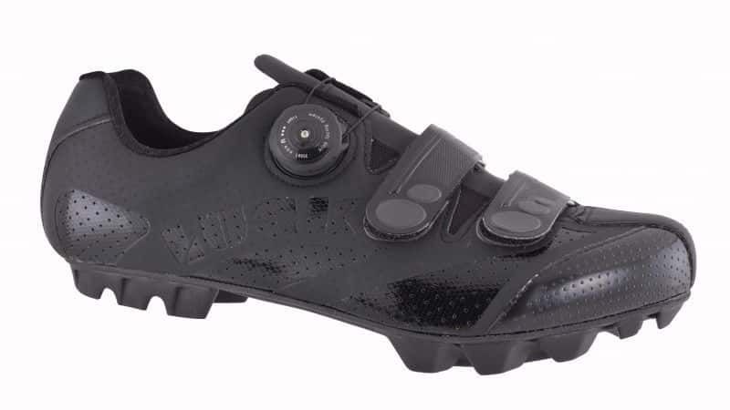 ZAPATILLAS LUCK TEAM NEGRO- TECNO