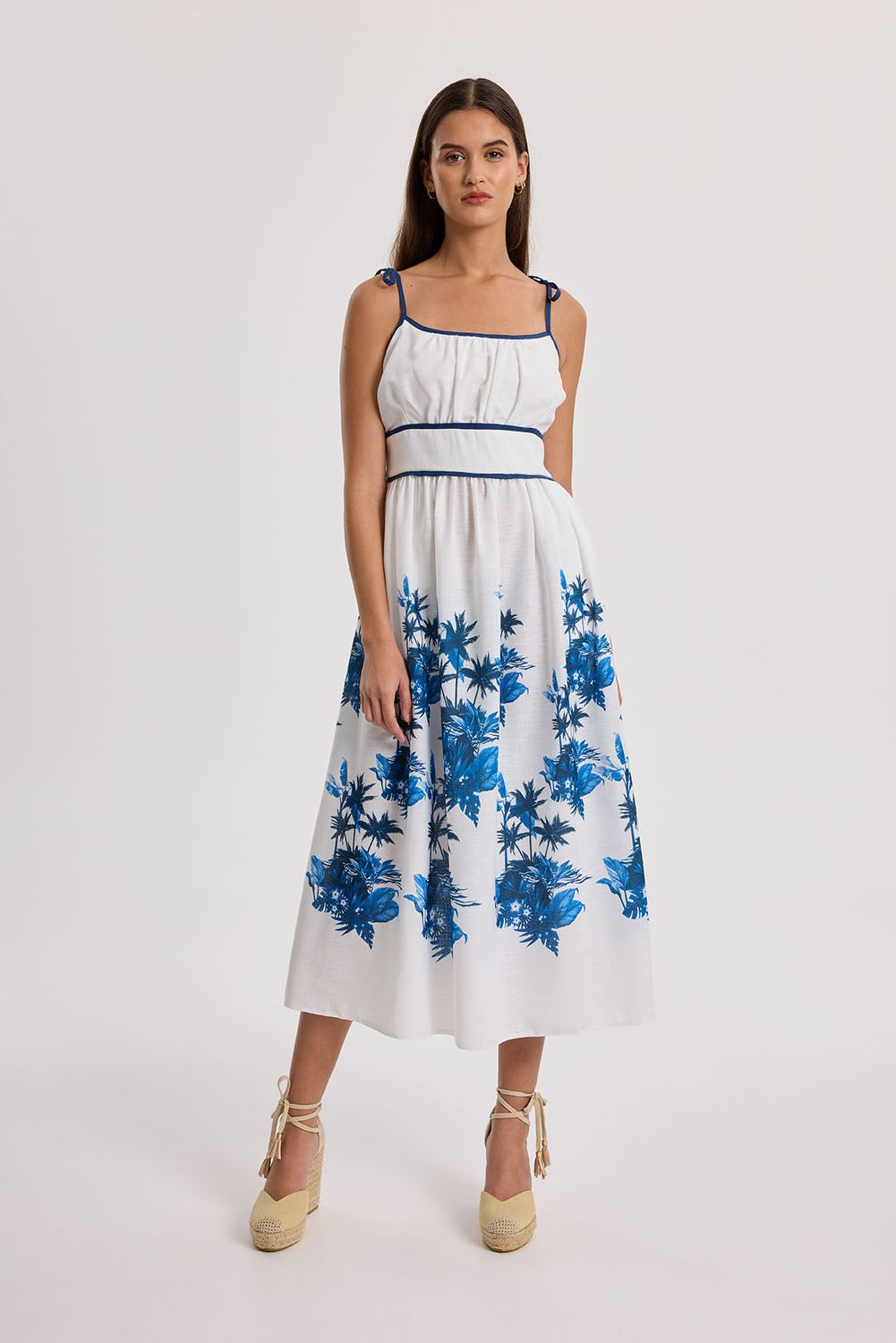 Vestido Blanco y Azul