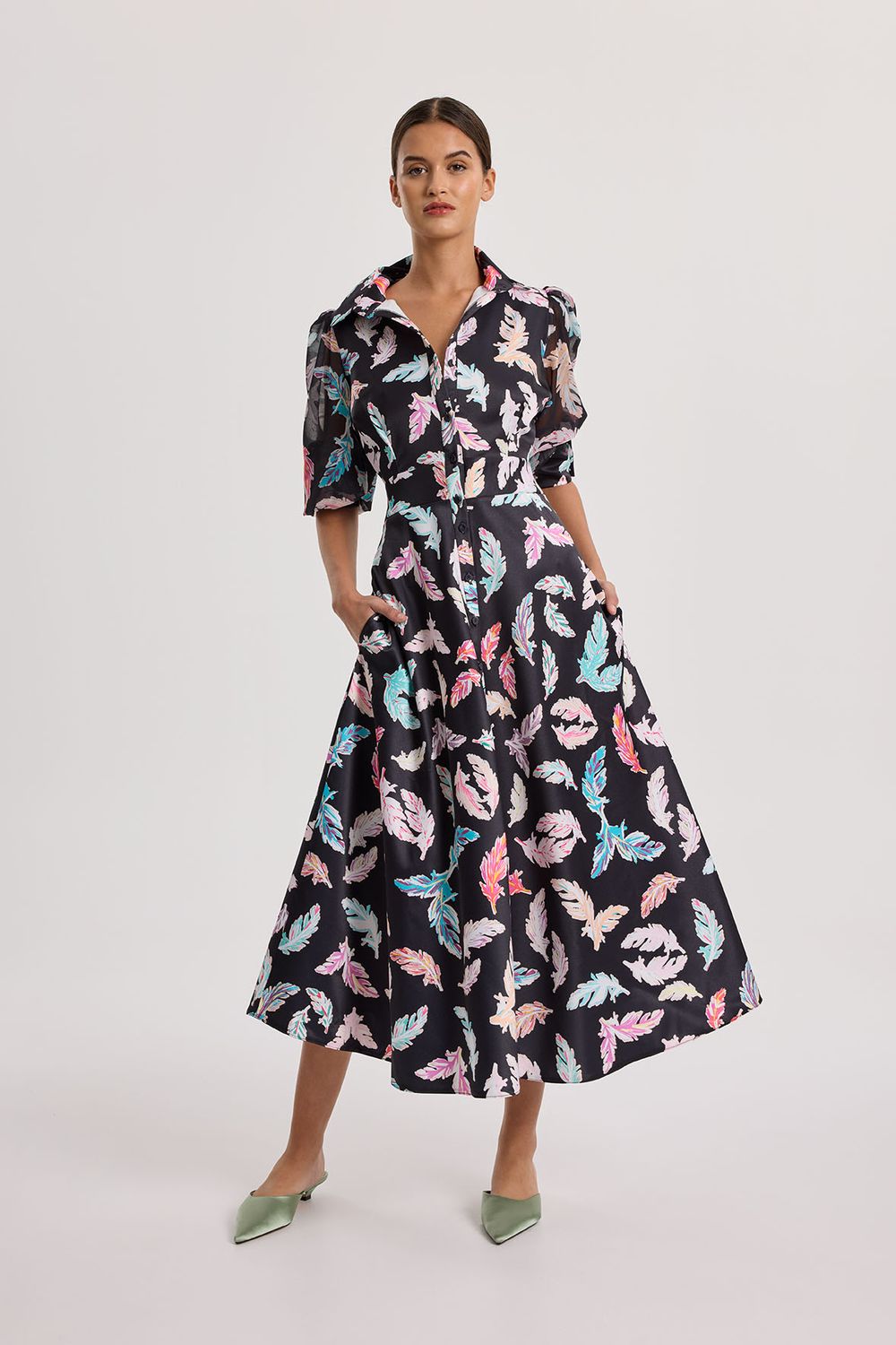 Vestido Camisero Plumas Negro