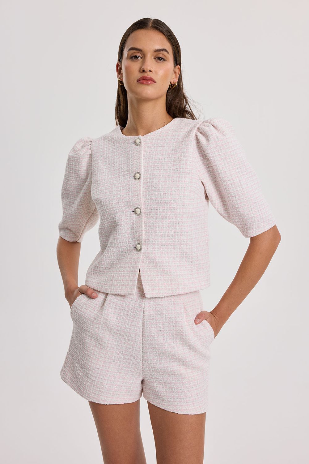 Short Chanel Blanco y Rosa