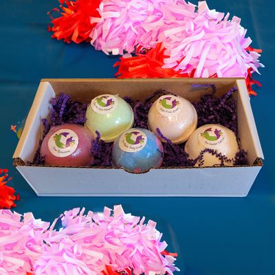 "Cheer Champion's Essentials" Bath Bomb Gift Set