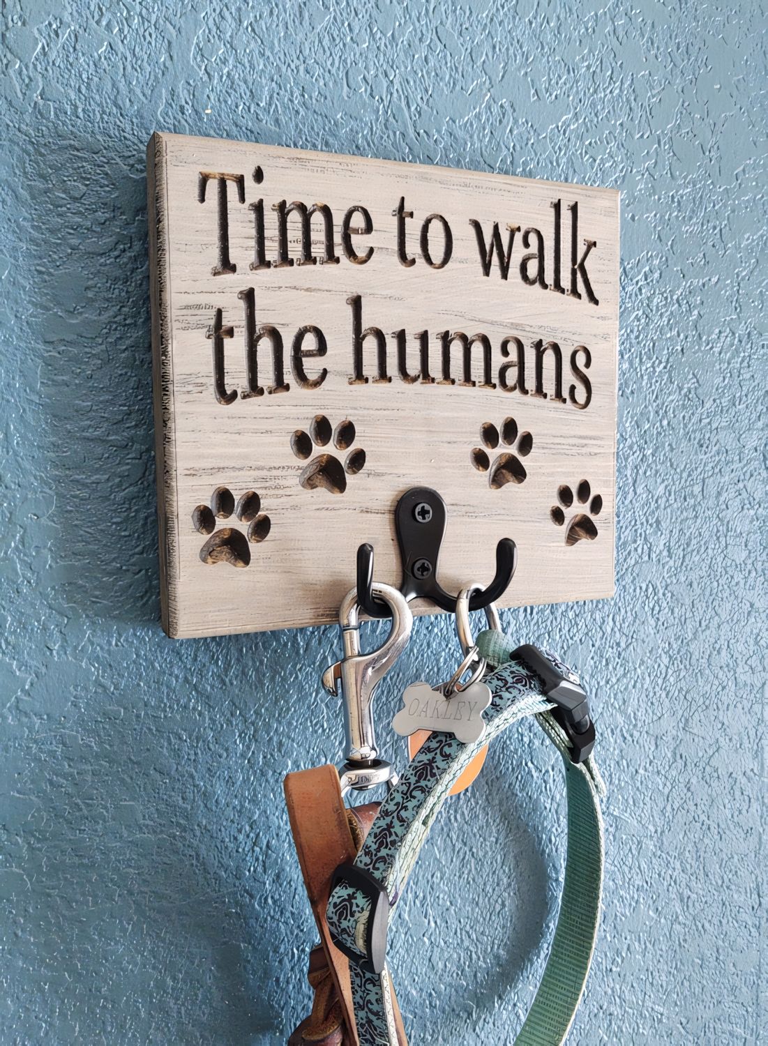 Rustic Dog Leash Holder | Personalized Pet Wall Hook Sign | Montana Handcrafted Wooden Decor