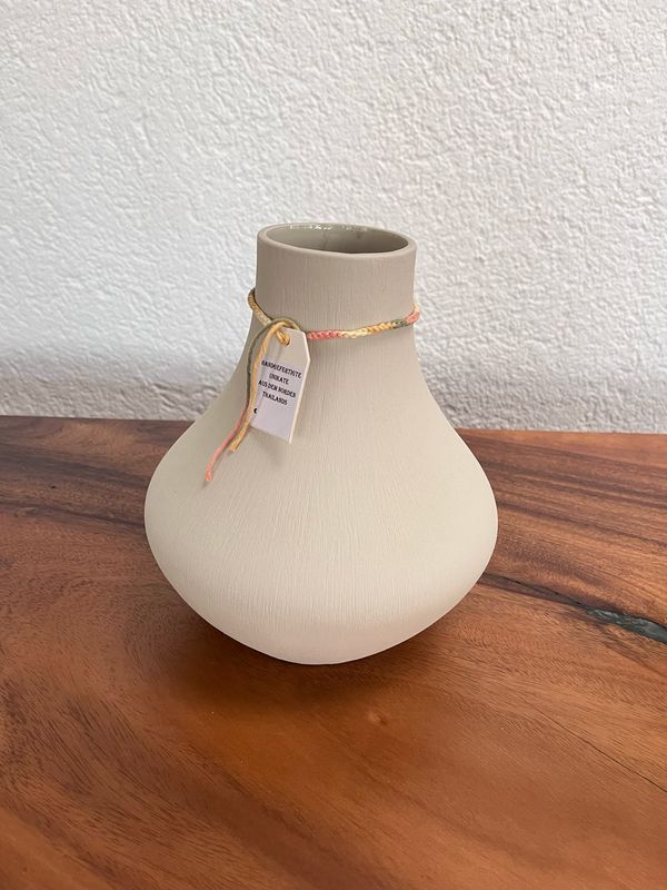 Vase Belly
