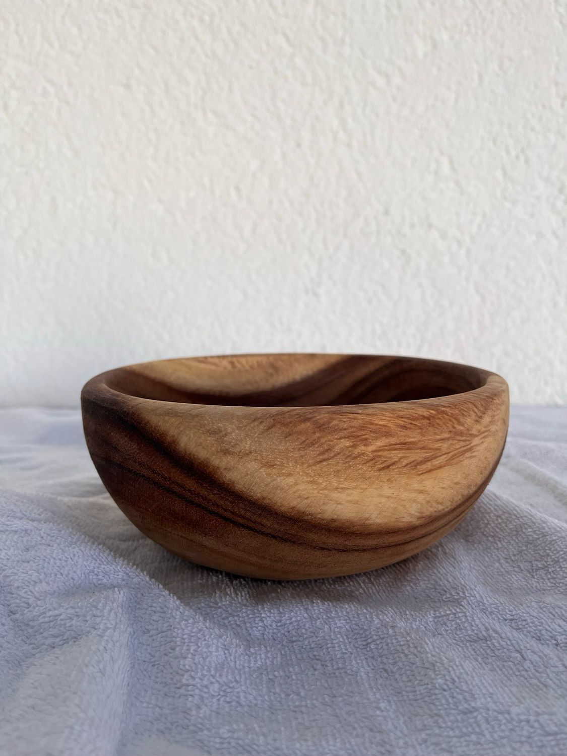 Schüssel aus einem Stück 20 cm