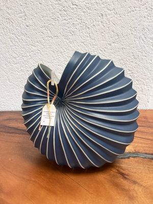 Vase Big Blue Seasnail