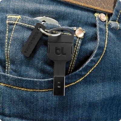 Bluelounge Design Kii Keychain Lightning MFI Certified USB Charger Connector for iPhone/iPad/iPod