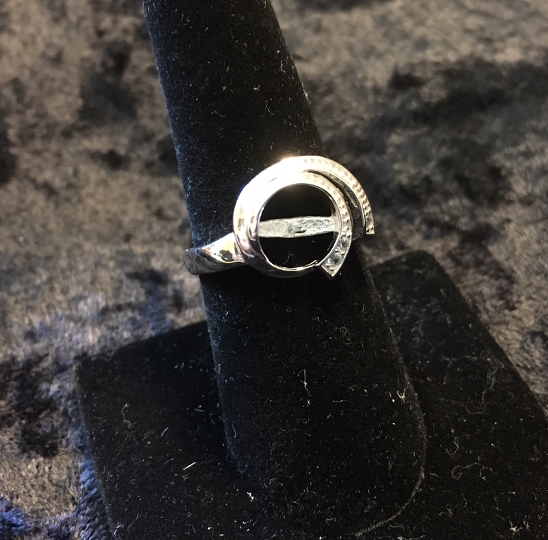 Swirl Ring Setting 
