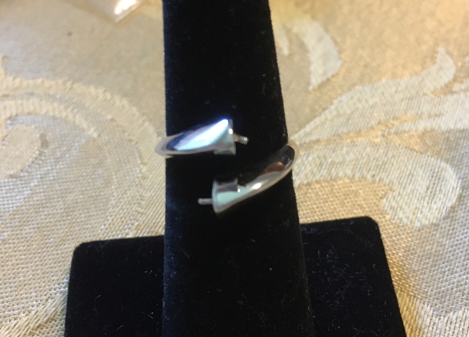 Double Pearl Setting 