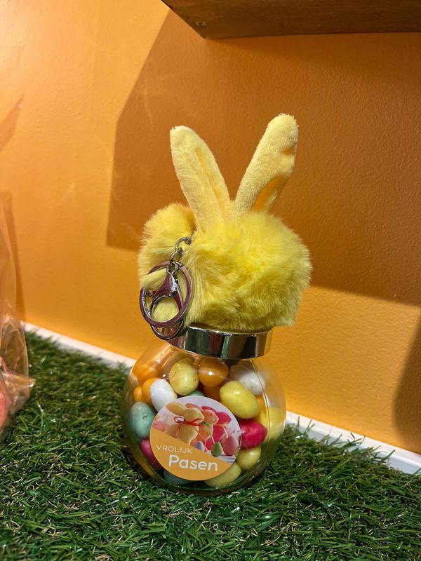 ​Glazen Paaspotje met Fruitdragees &amp; Gele Bunny Sleutelhanger 🐰💛