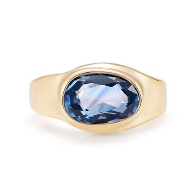 2.6ct Oval Blue Sapphire Signet Pinkie Ring 18k Yellow Gold Handmade
