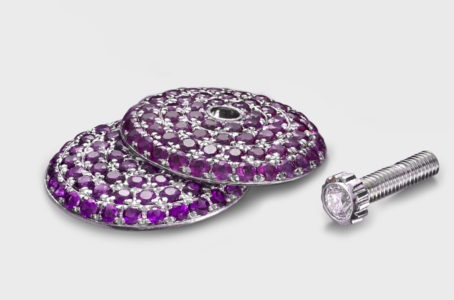 Aureole 0.68ct Ruby Epitome Topper 18k White Gold