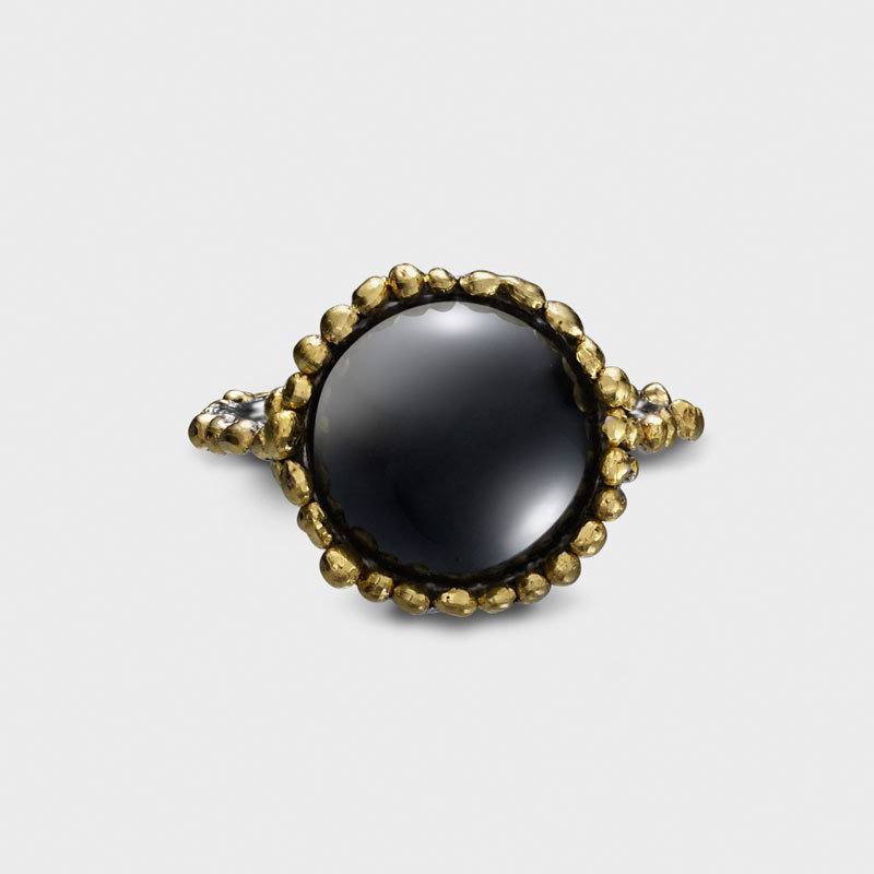 Saisons Jet Black Onyx Ring 24k Gold