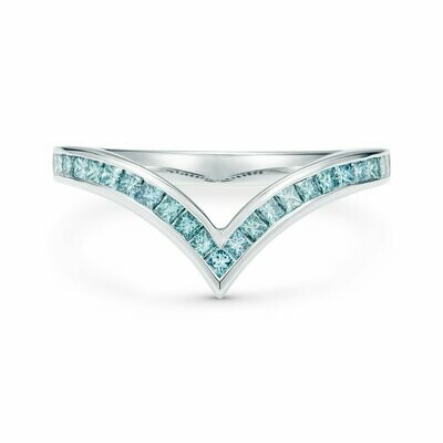 V-Shaped Sky Blue Princess Cut 0.36ct Diamond Ring Platinum V-Shaped Sky Blue Princess Cut 0.36ct Diamond Ring Platinum