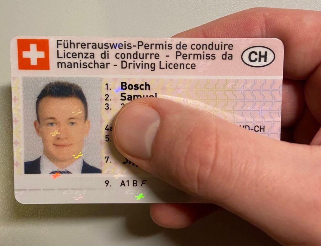 PERMIS DE CONDUIRE SUISSE – SWISS DRIVER’S LICENSE