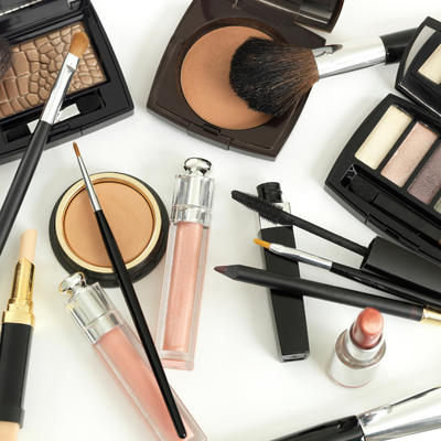 MAQUILLAJE