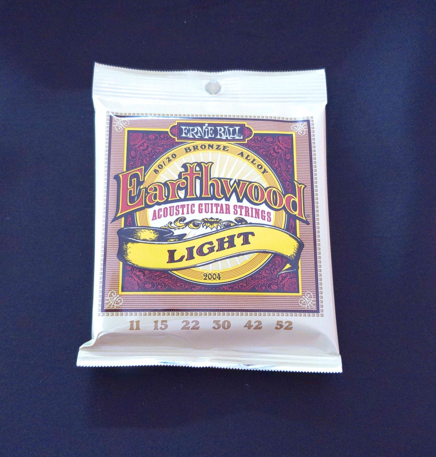 Ernie Ball Earthwood Light