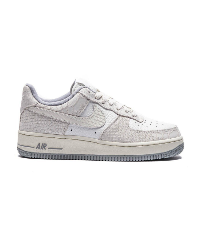 Nike Air Force 1 07 Premium