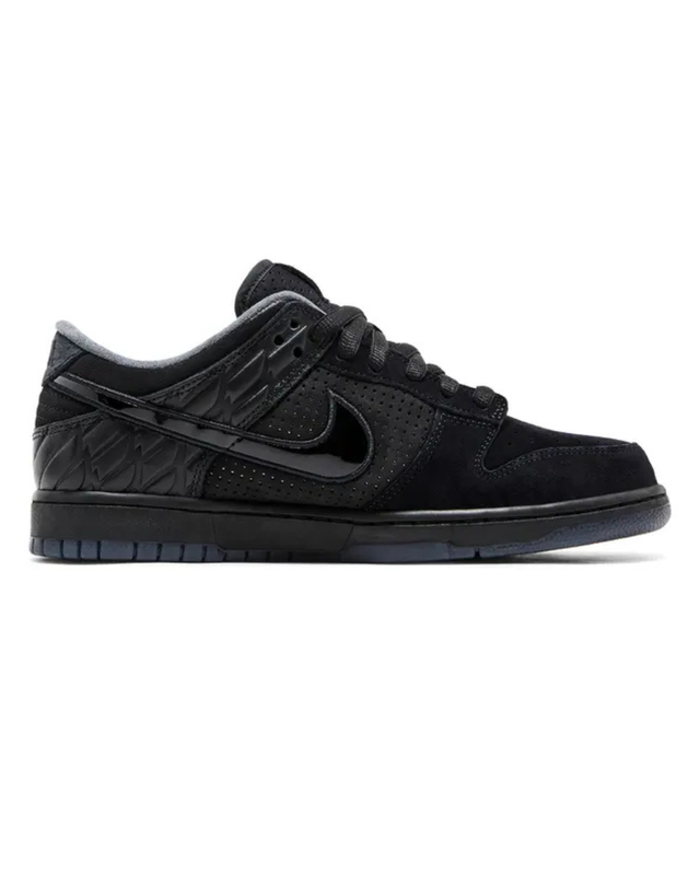 Nike Dunk SP Undefeated