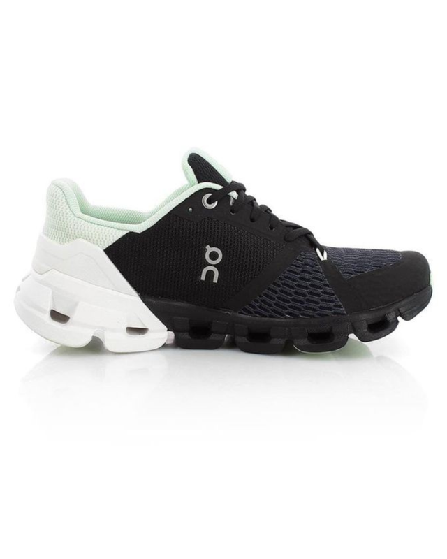 On Running Cloudflyer Black/White