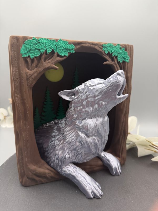 Heulender Wolf Buchstütze