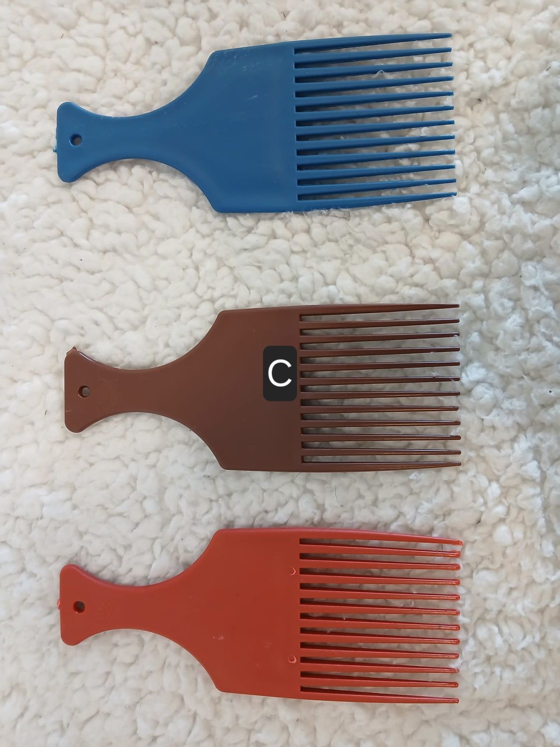 Flat Head Pick Comb