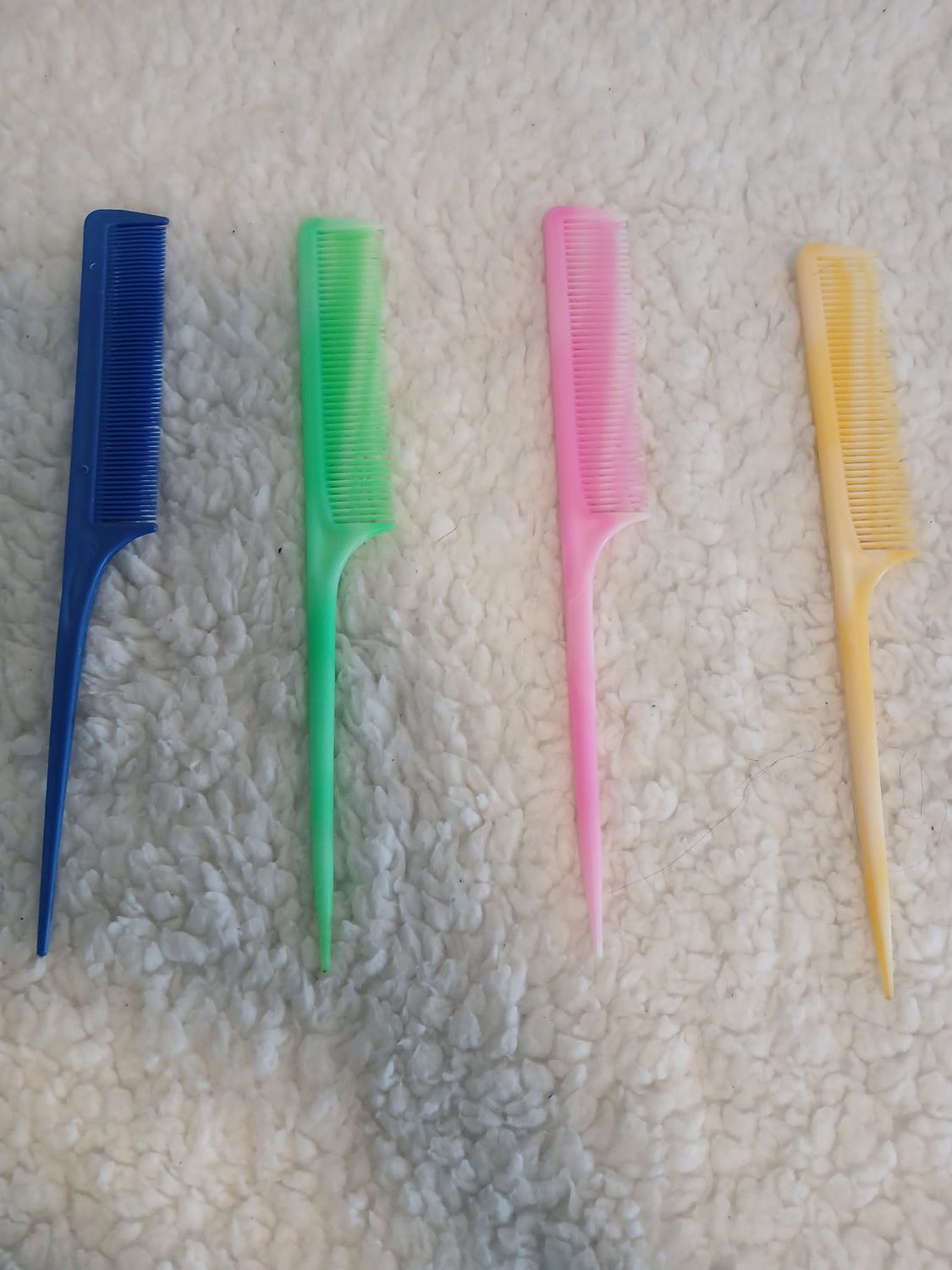Tail Comb