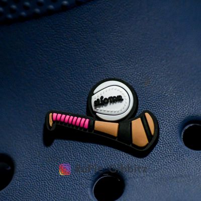 Hurl &amp; Sliotar (Pink Grip)