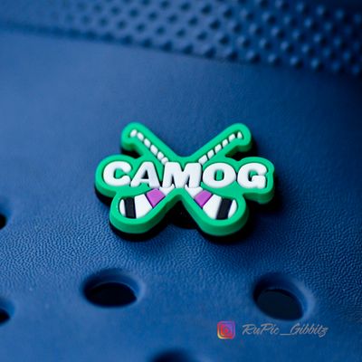 Camog in Crossed hurls ~ Green