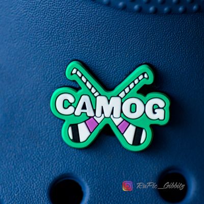 Camog in Crossed hurls ~ Green
