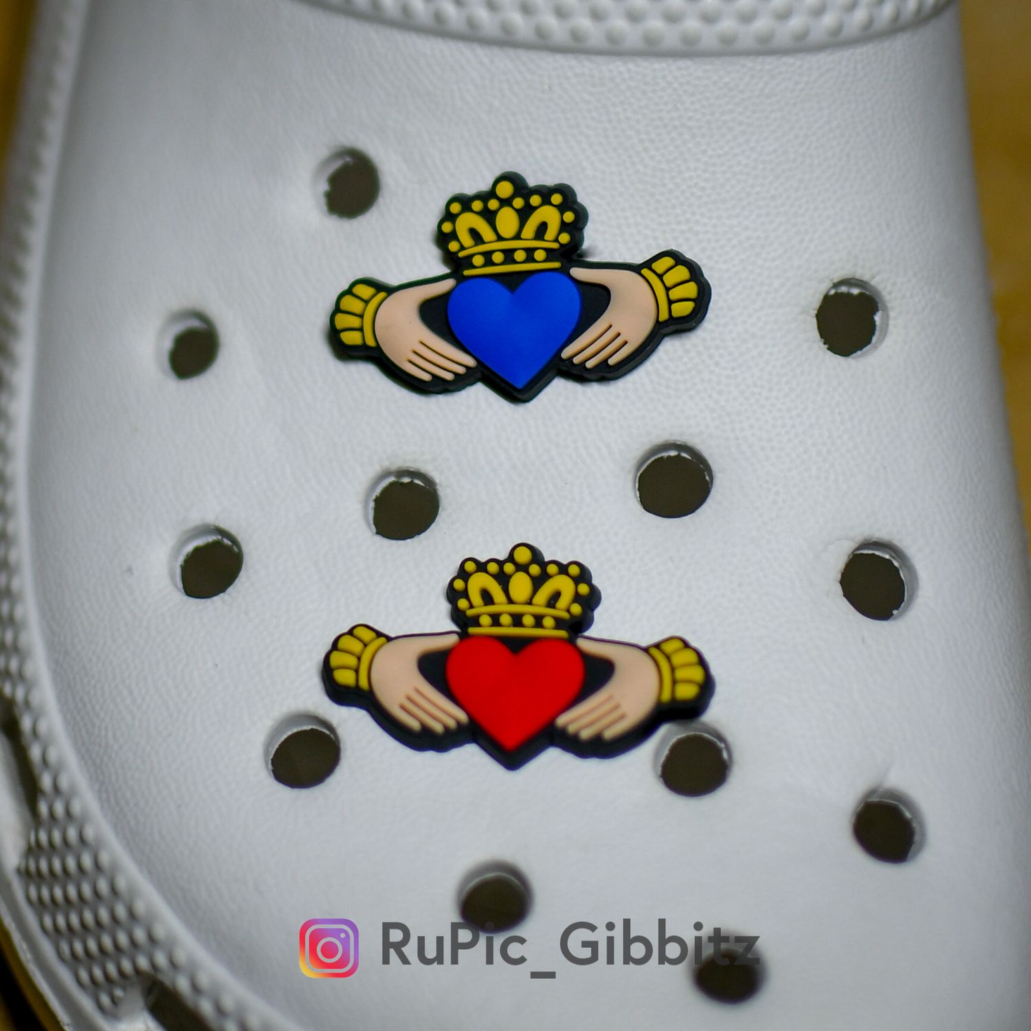 Claddagh Ring symbol croc charms (various colours)