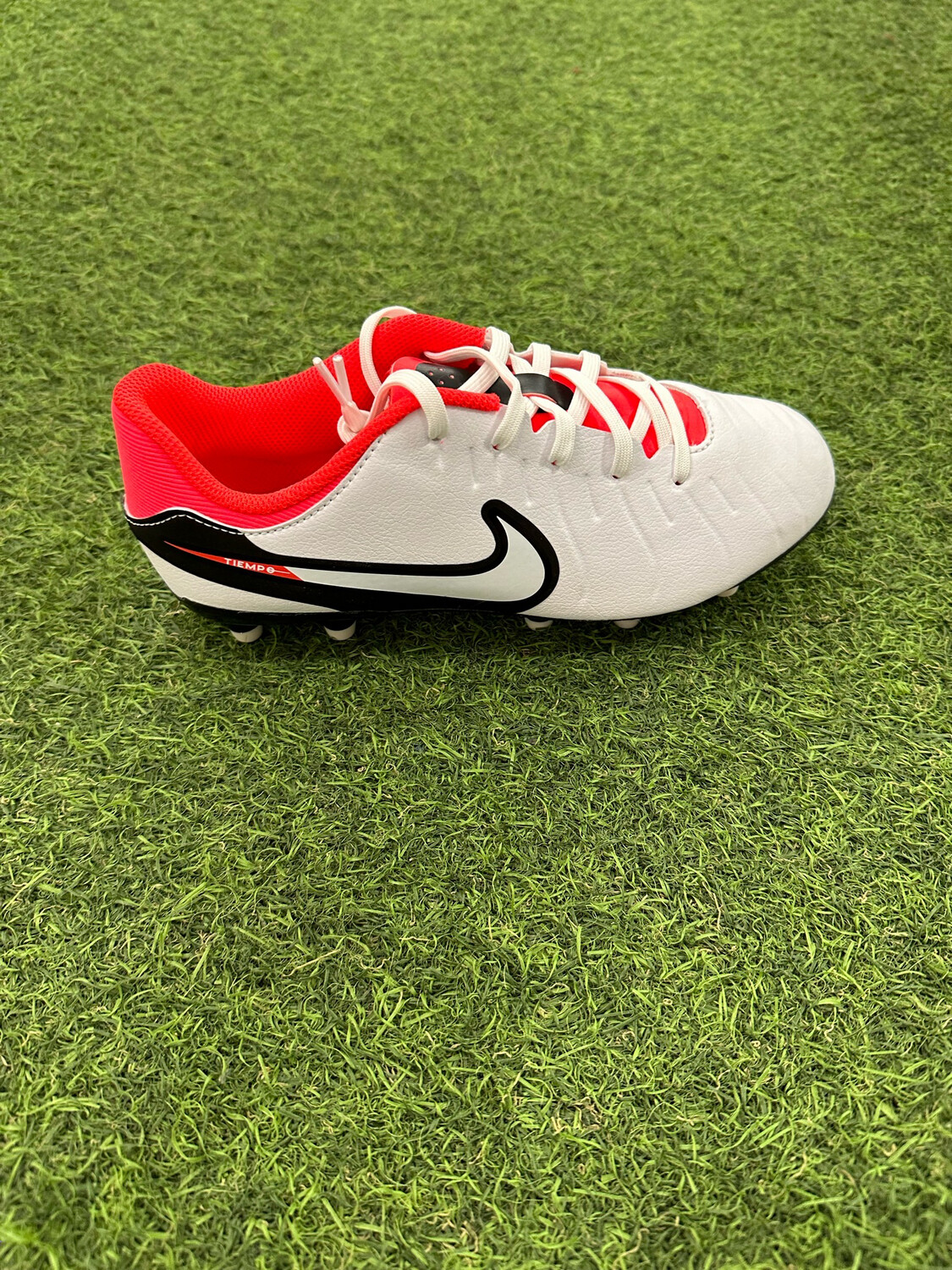 NIKE TIEMPO LEGEND FG/MG