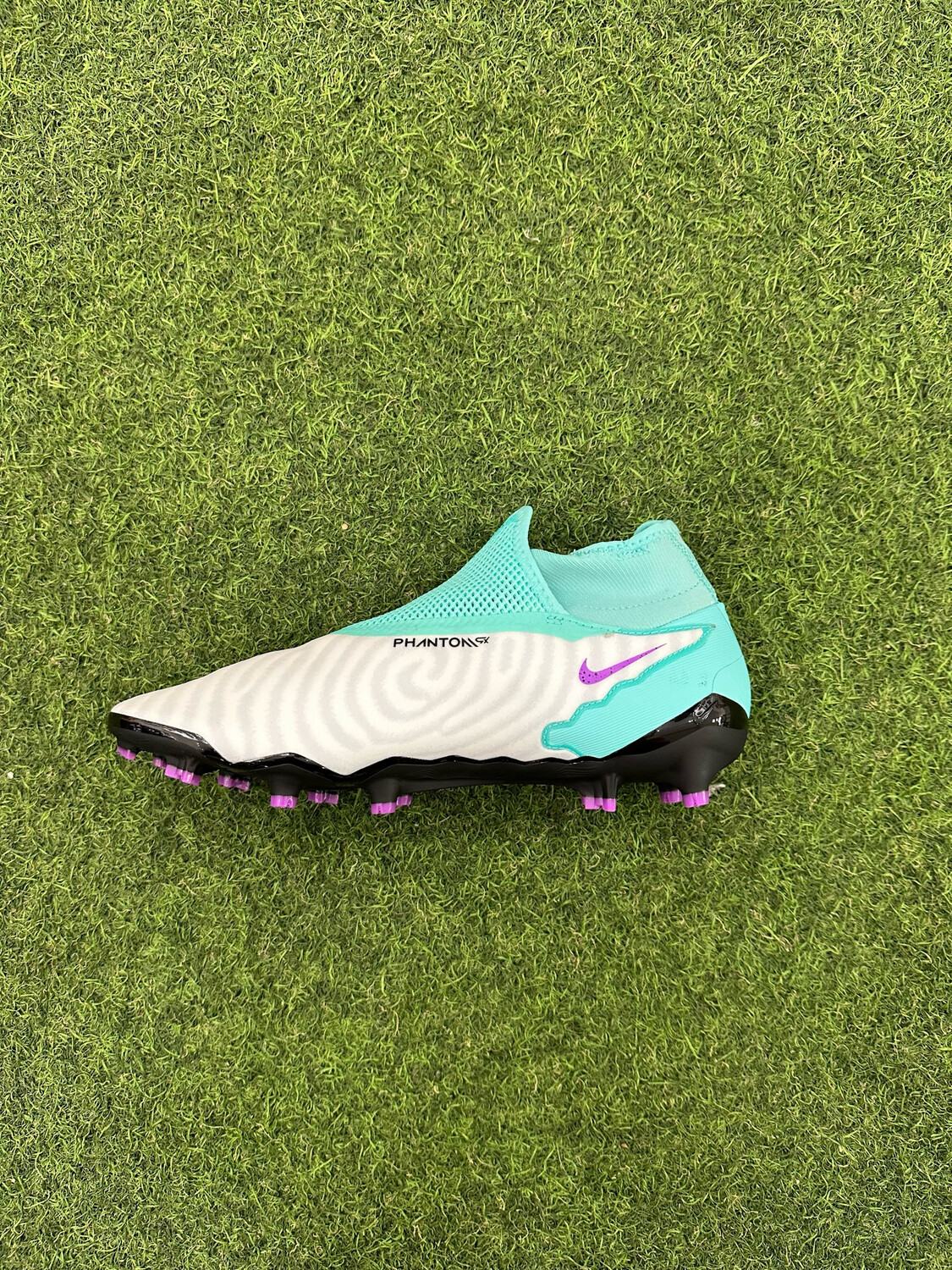 NIKE PHANTOM PRO FG