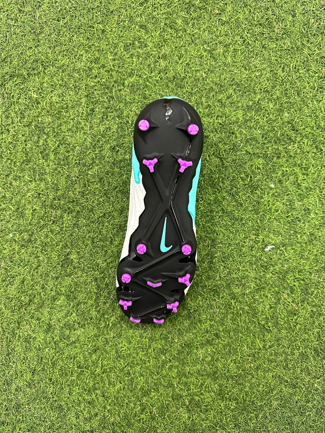 NIKE PHANTOM PRO FG